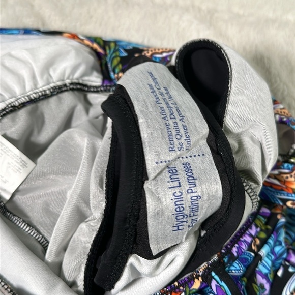 Swim Solutions Boho Paisley Multicolored V-Neck Ruffle one piece Swim Dress sz 8 - Picture 10 of 16